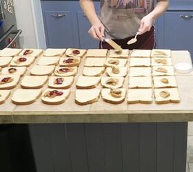 how to plan prep frugal meals in a recession 40 meals for 4, Making peanut butter and jelly sandwiches