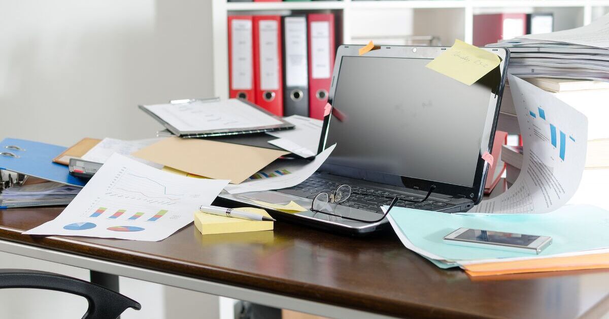 Less Visual Clutter How to Reduce Visual Clutter: 15 Easy Ways to Declutter Your Home ...