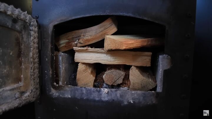 how to safely use a wood burning stove in a tiny house, Wood burning stove
