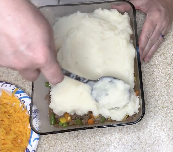 3 quick easy budget meals for a family of 4, Adding mashed potatoes over the top