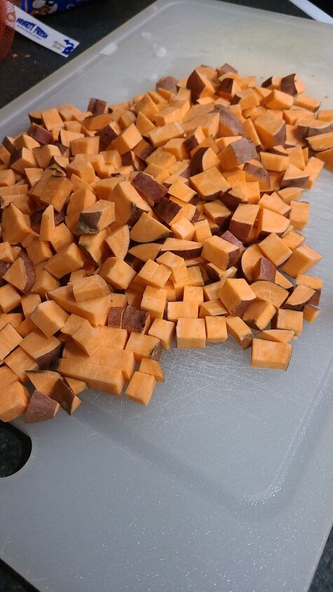 3 healthy 5 ingredient meals that are easy to make, Chopping up sweet potatoes