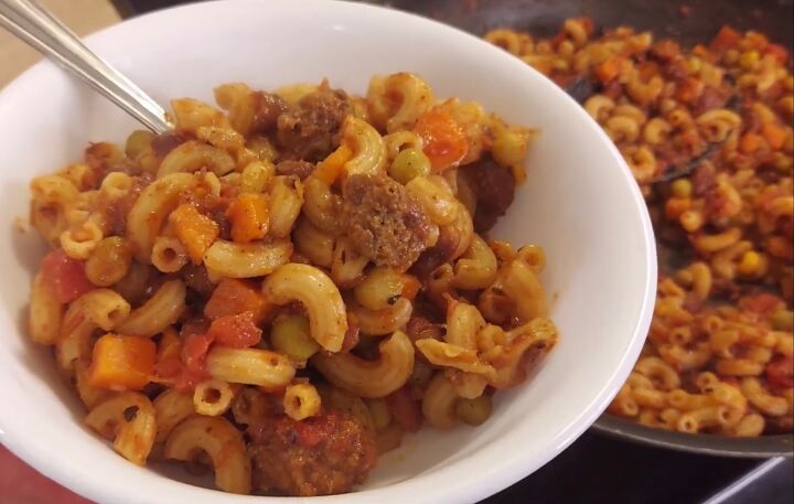 3 easy shelf stable meal ideas using ingredients from the cupboard, Chili mac