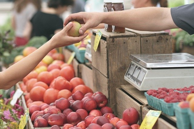 7 tips for shopping your local farmers market