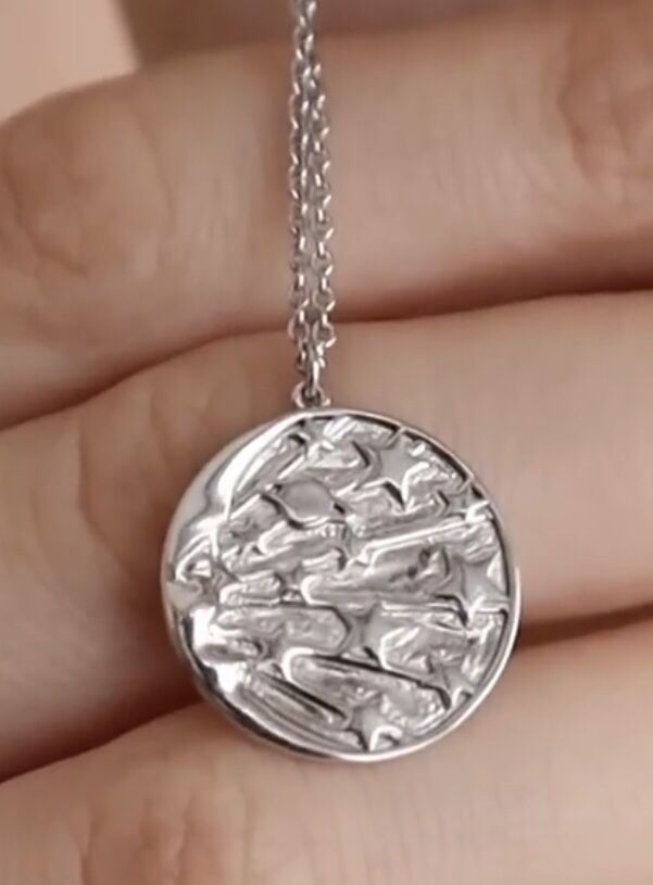 my 12 best purchases of 2022 for an easy beautiful cozy life, Silver necklace