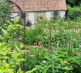 5 budget friendly ways to landscaping for curb appeal, 5 Quick Ways to Grow a Cottage Garden