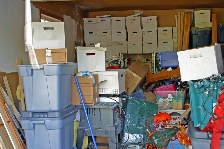 7 important decluttering mistakes to avoid in 2023, House clutter
