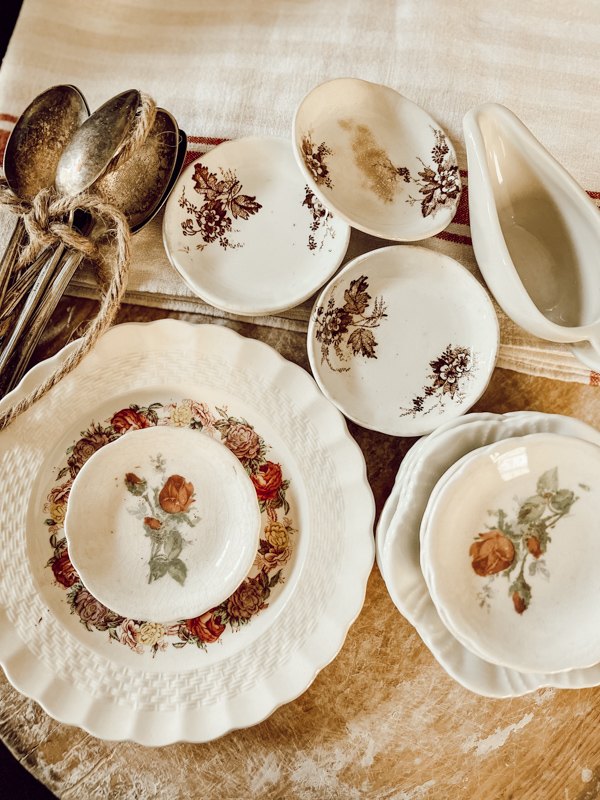 what to look for in thrift stores this year, Butter Pats