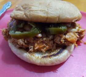 7 cheap meals for large families that are easy to make, Pulled pork sandwiches