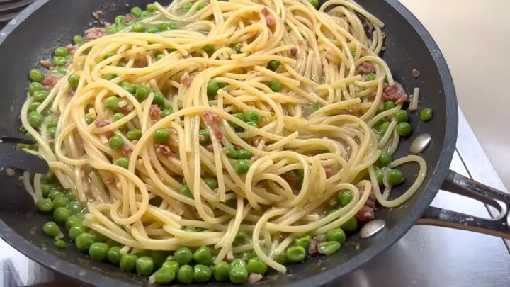 4 quick easy cheap meals for when you re broke, Bacon and pea spaghetti