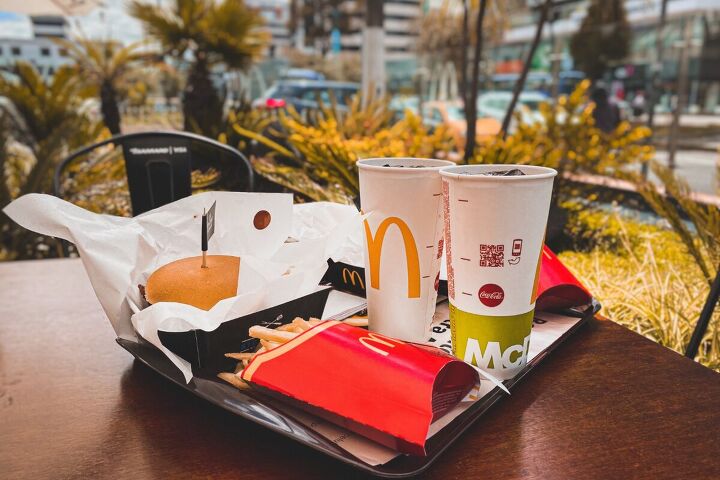 is there anything healthy on the mcdonald s menu, McDonald s meal on a tray