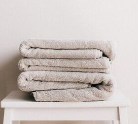 how to fold towels to save space