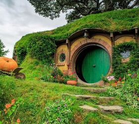 These awesome tiny homes are based on Hobbit houses (wow)!