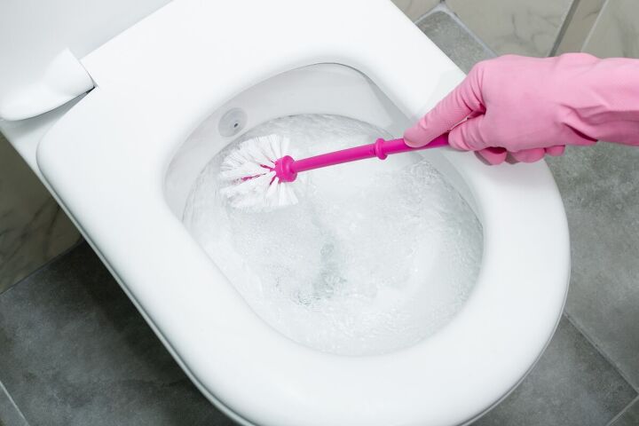 quick easy toilet cleaning hacks so you don t have to scrub, Cleaning a toilet