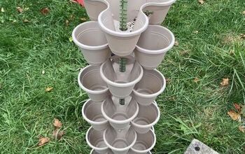 How to Make a DIY Stackable Planter With Items From Dollar Tree