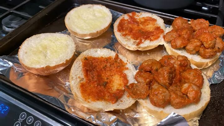 5 quick easy 5 ingredient meals you can make on a budget, How to make meatball subs