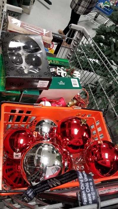 thrift store shopping the how to tips and planning, Budget Decorating For Christmas