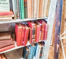 The Best Ways To Use Books In Your Decorating