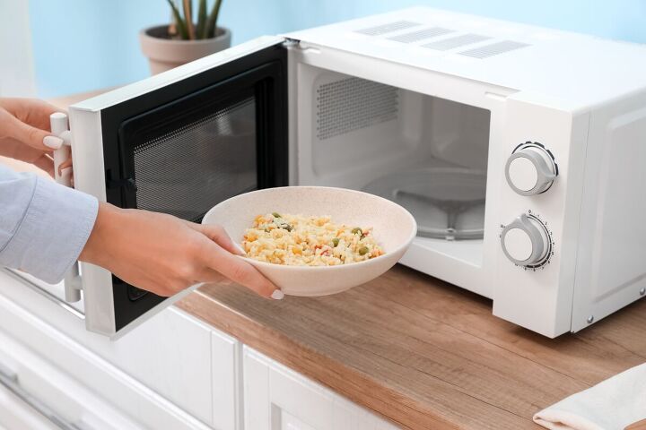 what not to stockpile for food shortages 6 things that don t last, Microwaving rice