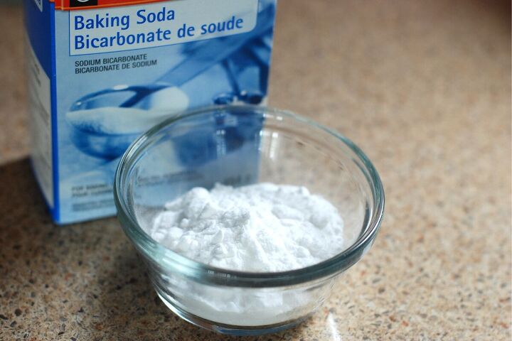 survival essentials the best food to stockpile for any crisis, Baking soda