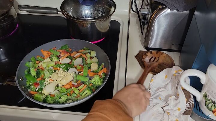 Extreme budget meal plan: Simple and delicious meals under 25 dollars