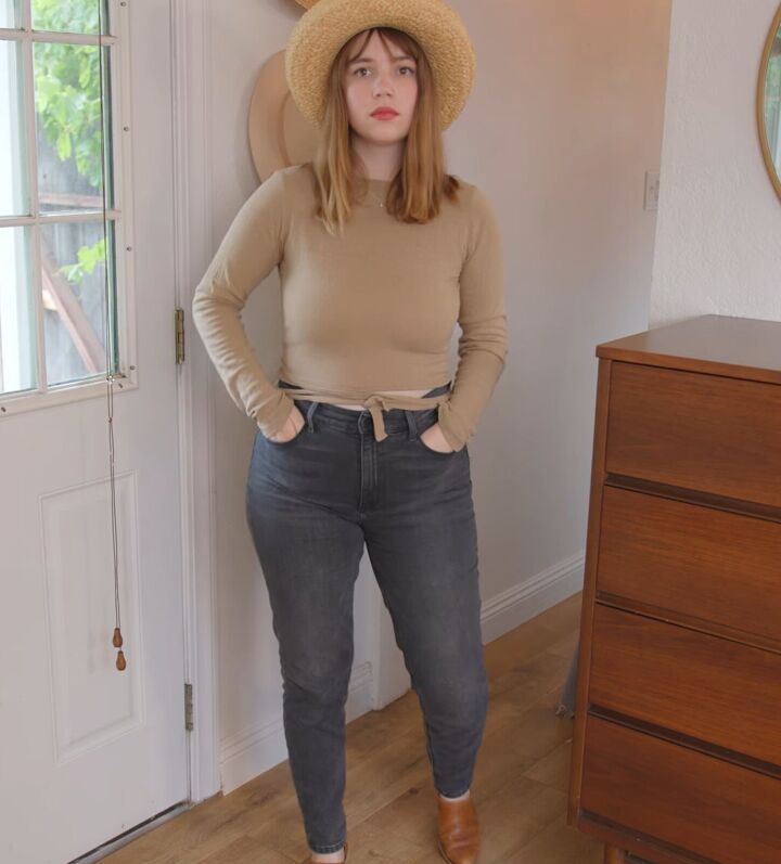 how to create 7 chic outfits with a spring capsule wardrobe, Spring outfit Gray jeans and wrap top