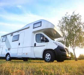 This family of 14(!) got rid of all their clutter and moved into a super-cool RV