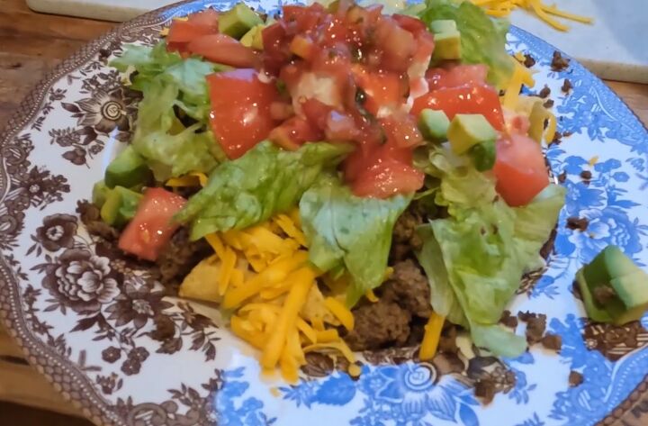 5 cheap fast delicious meals that are better than takeout, Taco salad