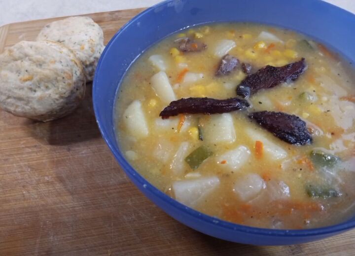 7 easy budget family meals to feed your family for the week, Zucchini corn chowder and biscuits
