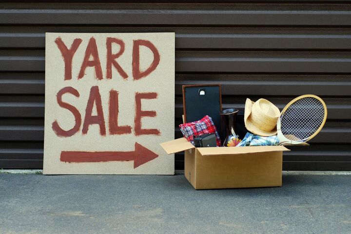 10 important questions to ask when decluttering, Yard Sale