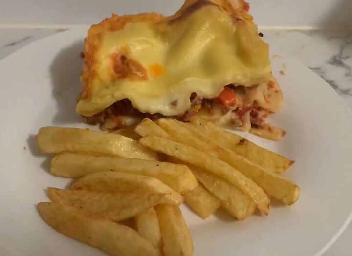aldi haul, Lasagna with fries