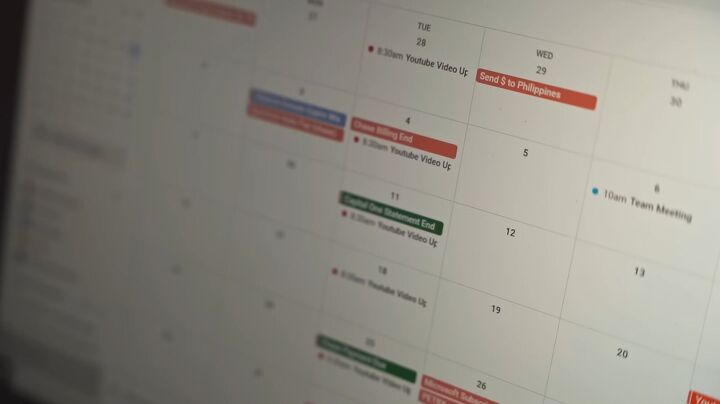 easy money saving tips, Creating a financial calendar