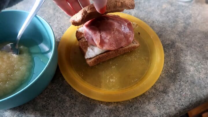 large family breakfast ideas, Ham sandwich