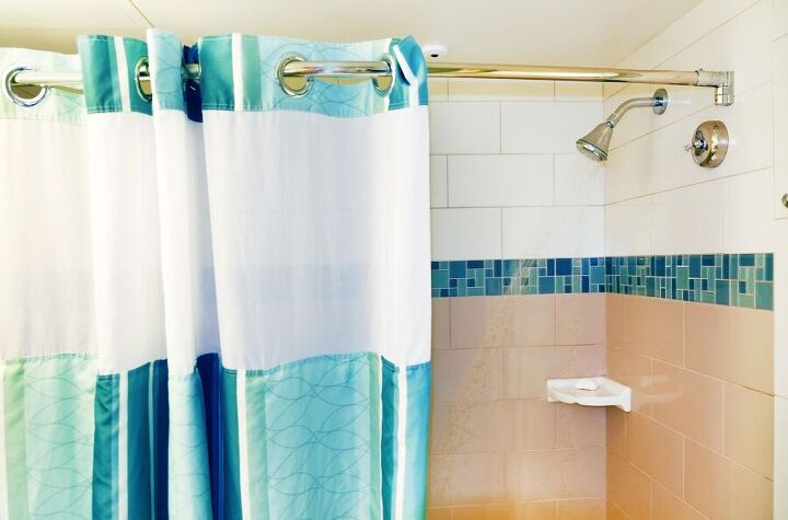 5 more surprising things you can clean with baking soda and vinegar, Get your shower curtain fresh clean again