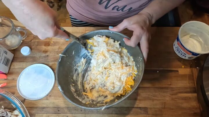 how to use a whole chicken for multiple meals, Making chicken mac cheese