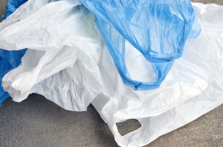instant cleaning habits keep your home tidy 10 seconds at a time, Don t let a bunch of plastic bags take over your space