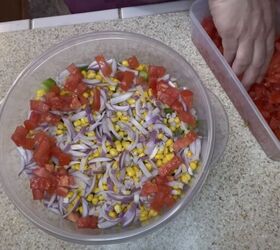 easy summer side dishes, Layering tomatoes and red onion