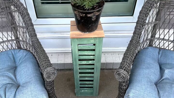diy patio decorating ideas, Shutter stand