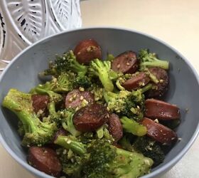 cheap summer recipes, Smoked sausage and broccoli in garlic butter