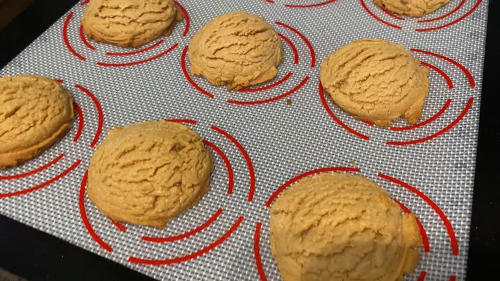 extreme grocery budget, Three ingredient peanut butter cookies