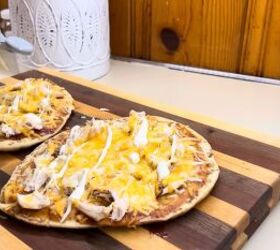 summer meal ideas, Grilled BBQ chicken pizza