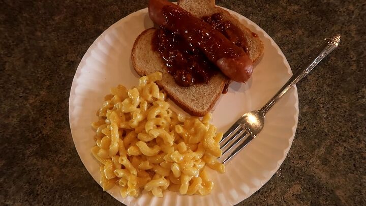aldi family meals, Chili cheese dogs and mac and cheese