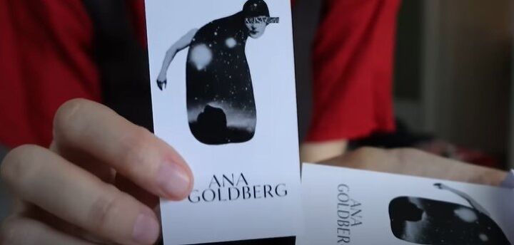 financial minimalism, Ana Goldberg card