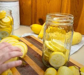 how to preserve squash, Slicing the squash ready for canning