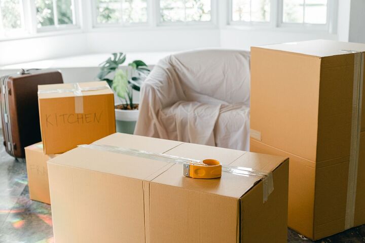 how to save money when moving, Packing boxes ahead of time