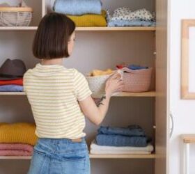 How to successfully declutter your house over the weekend without losing it