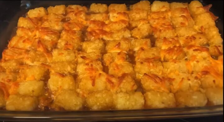 cheap ground beef recipes, Philly cheesesteak tater tot casserole