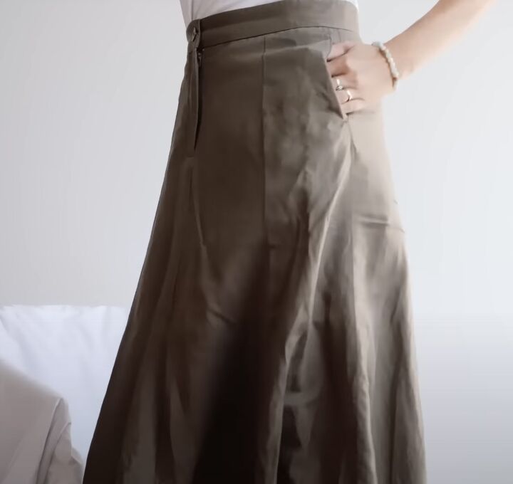 minimalist wardrobe, Skirt