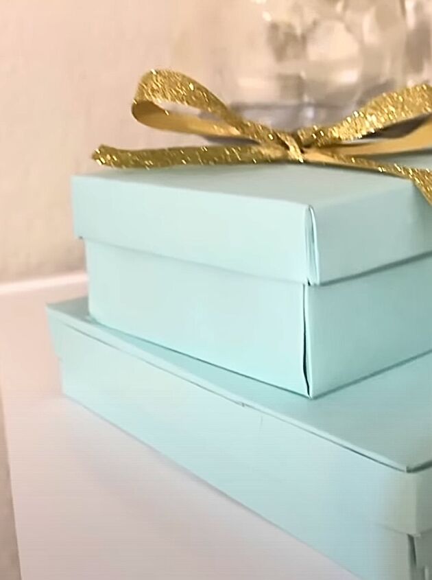 Turquoise box
