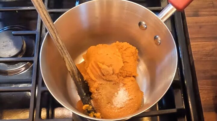 Making pumpkin pasta