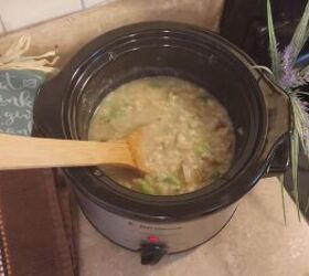 slow cooker meals, Cheesy potato broccoli rice soup